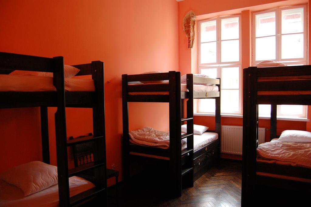 克拉科夫 利特哈瓦那帕尔蒂旅舍旅舍 客房 照片
